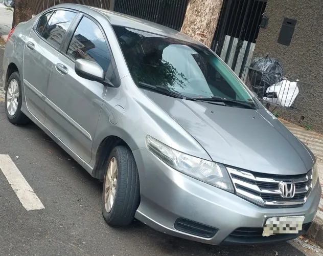Honda City Sedan LX 1.5 Flex 16V 4P Mec. 2013