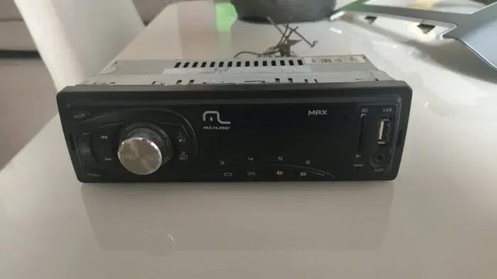 Som automotivo Multilaser