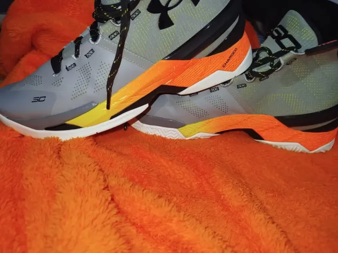 Tênis Under Armour Curry 2