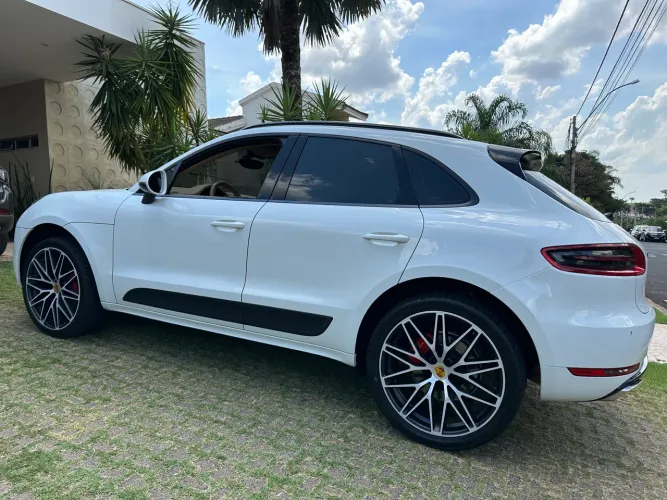 Porsche Macan 2.0 Turbo 237/252cv 2016