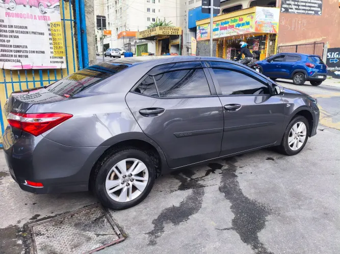Toyota Corolla GLI 1.8 Flex 16V Aut. 2016