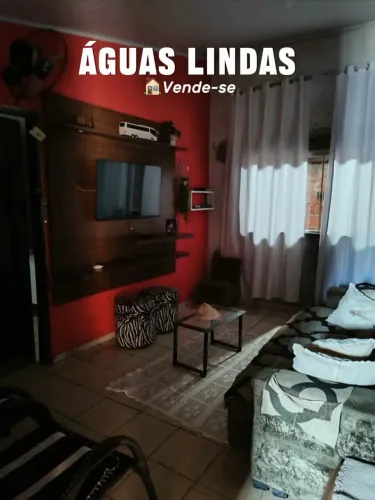 Casa na ÁGUAS LINDAS 