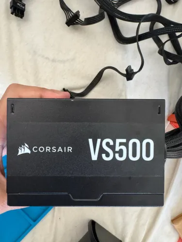 Fonte corsair vs 500 watts
