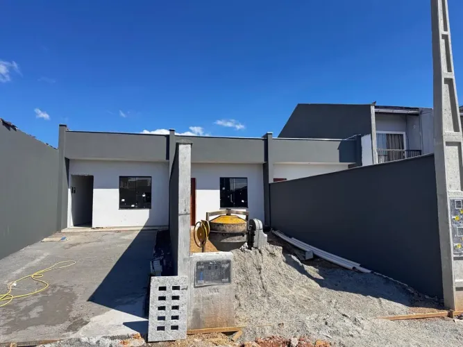 Sobrado à venda no bairro Vila Nova - Joinville/SC