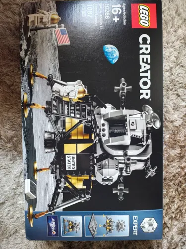 Lego 10266 creator NASA Apollo 11 lunar Lander