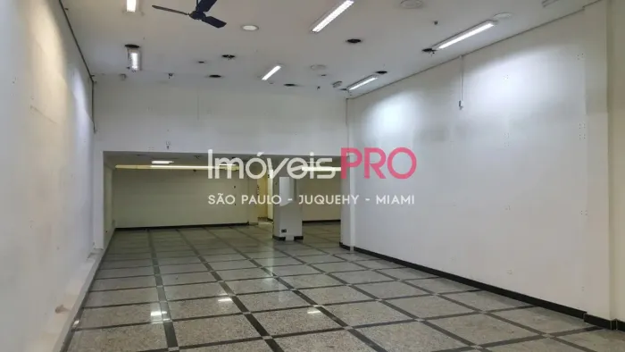 Loja na Sé com 989m²