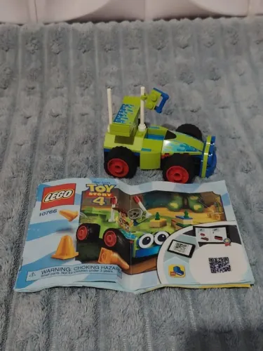 Carrinho lego Rc do toy story ( somente o carro como na foto ! )
