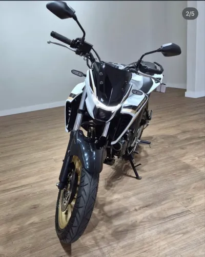 Fazer 250 2025