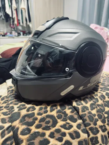 Vendo capacete LS2 SCOPE N56
