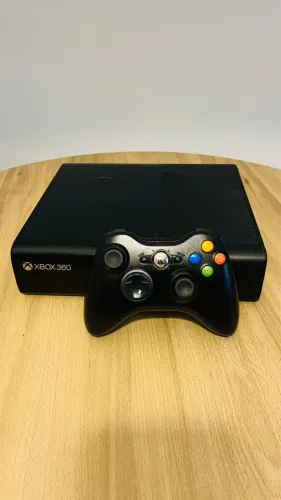 Xbox 360 + jogos e aurora