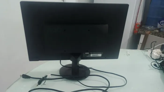 Monitor AOC 18,5? HDMI + VGA - Seminovo (2 meses) - Ótima oportunidade - Recife<br>