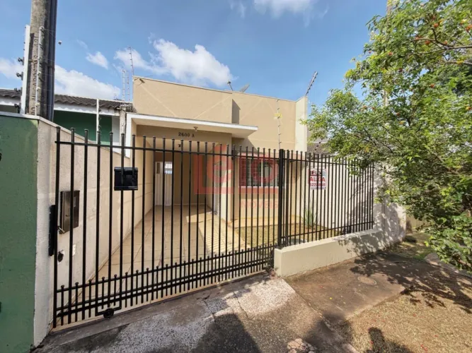 Casa para alugar em Maringá, no Jardim Real, com 3 quartos, sendo 1 suíte, 99,92 m² de áre