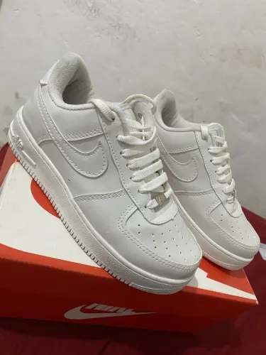 Tênis Nike numeração 37