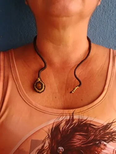 Colar Macramê Cobra