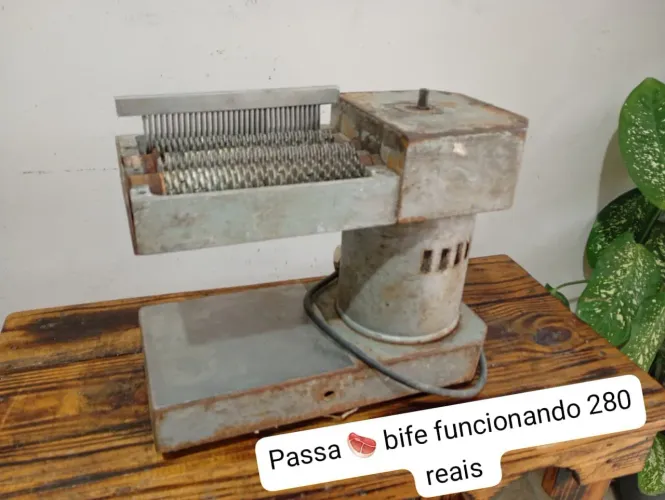 Amaciador de bife - passa bifes usado funcionando