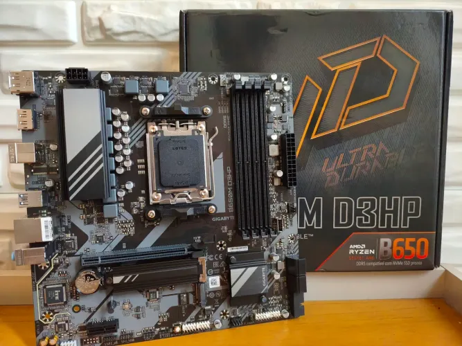 Kit upgrade Am5 Ryzen 7 9800x3d 100mb cachê l3 top + Placa mãe B650m ddr5 nova Ac cartão