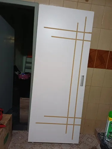 Porta de correr branca em excelente estado