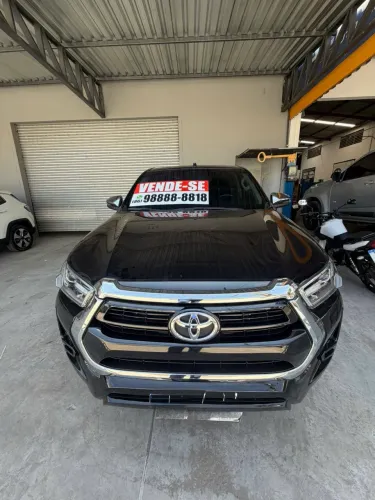 Toyota Hilux CD SRV 4X4 2.8 TDI Diesel Aut. 2025