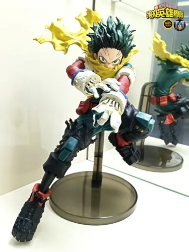 Action figure do Midoriya 100% original da bandai