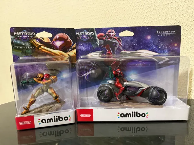 Amiibo Metroid Samus e Amiibo Vi-o-La