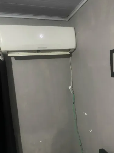 Ar condicionado Agratto 9000 mil btus quente e frio 220v