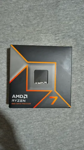Amor Ryzen 7 7900x