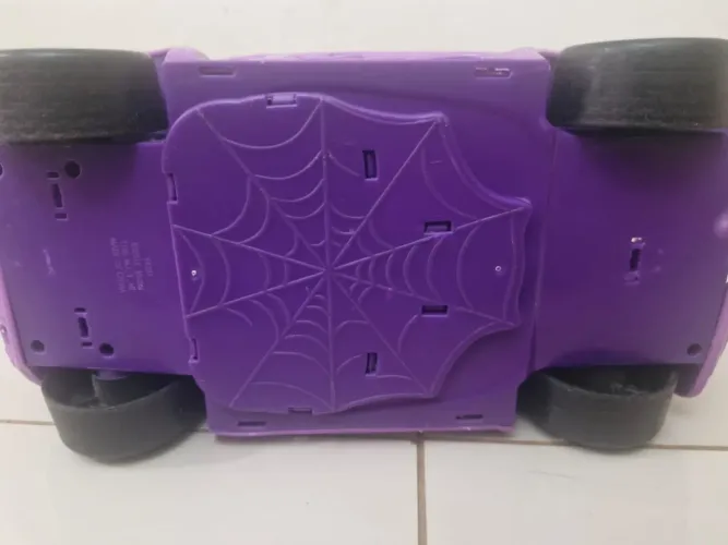 Lindo Carro Monster High original Mattel