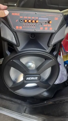 Vendo caixa de som super potente