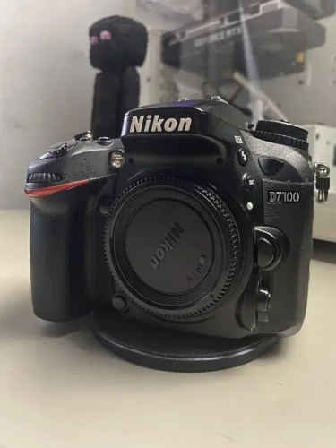Nikon d7100
