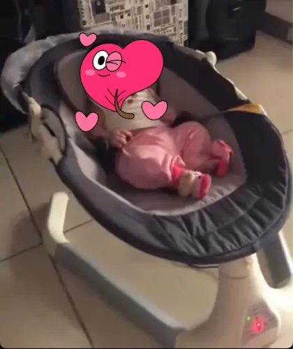 CADEIRA DE BALANÇO BEBÊ