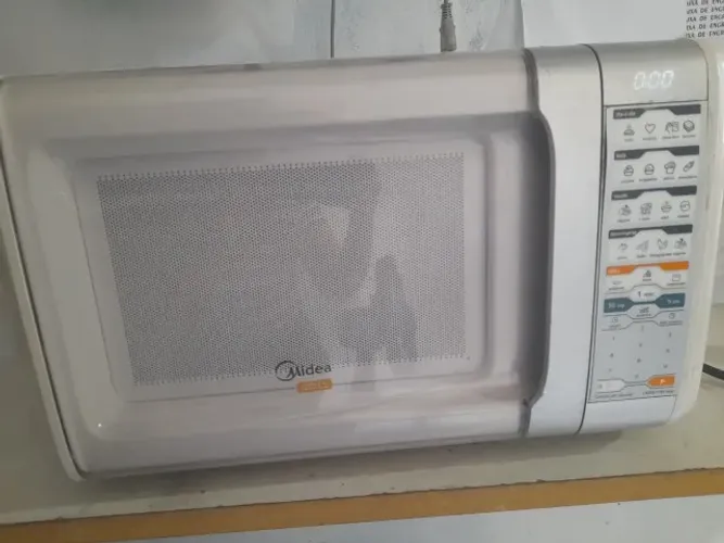 Microondas MIDEA Seminovo com GRILL 4 meses de garantia