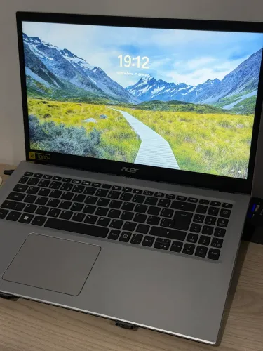 Notebook Acer i3