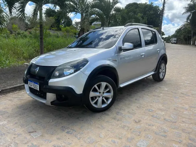 Renault Sandero Stepway Hi-flex 1.6 16V 5P Aut. 2013