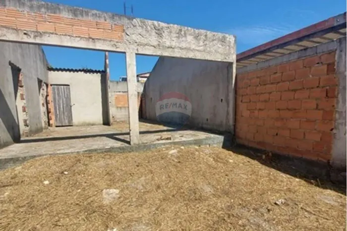 Terreno 260m da praia
