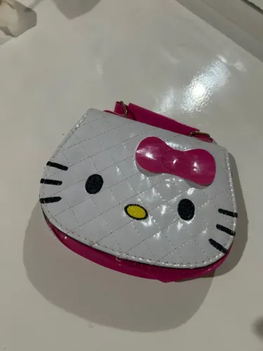 Bolsa hello kitty NOVA 25 reais
