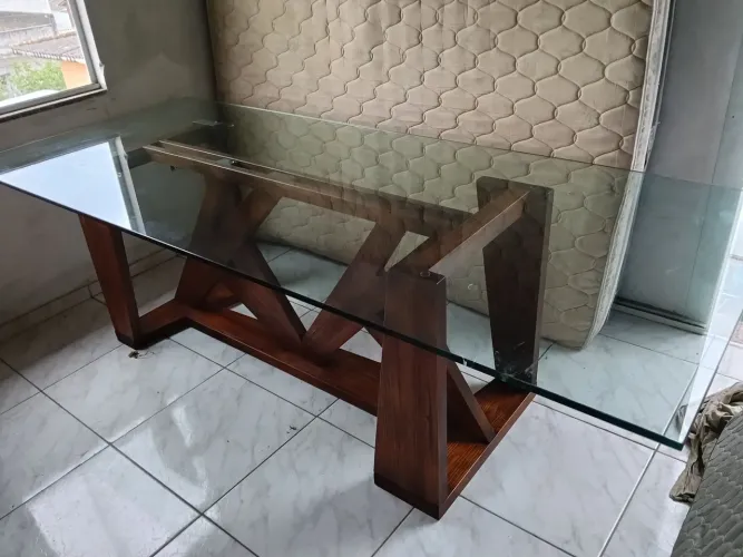 Mesa ,base e vidro