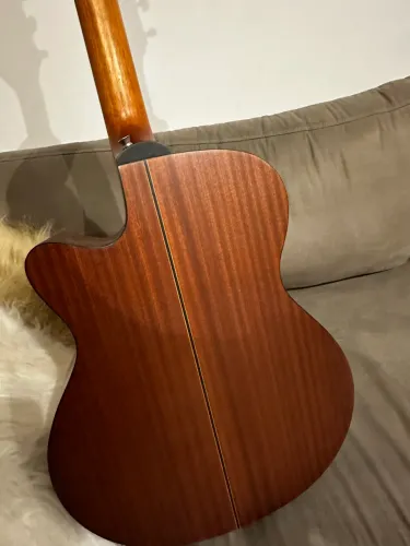 Vendo um violao 