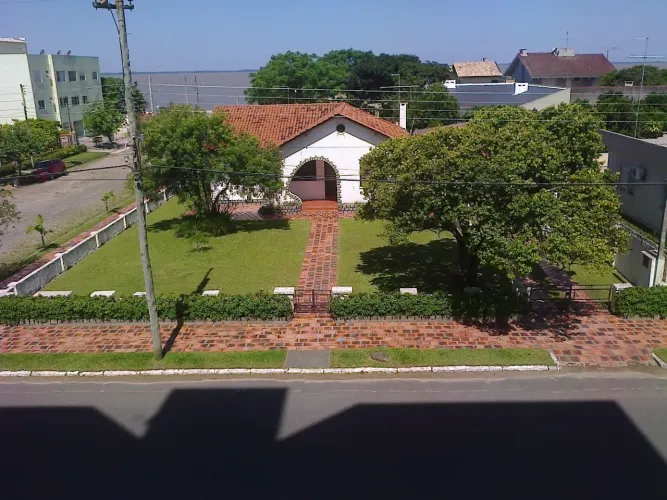 Casa de Alto Padrão no Centro de Tapes - Próxima à Lagoa dos Patos