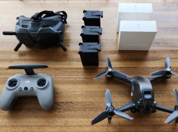 DJI FPV FLYMORE COMBO
