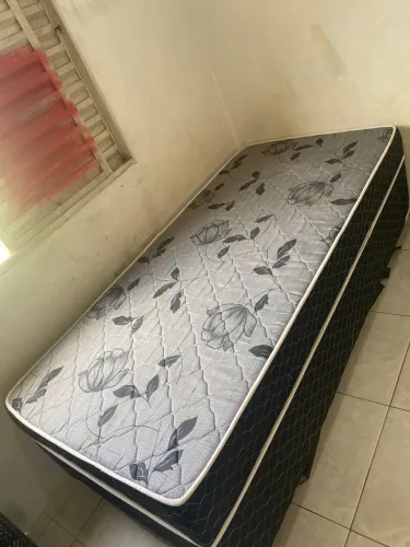 Cama solteiro