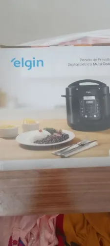 VENDO PANELA DE PRESSÃO ELÉTRICA NOVA VALOR R$300,00