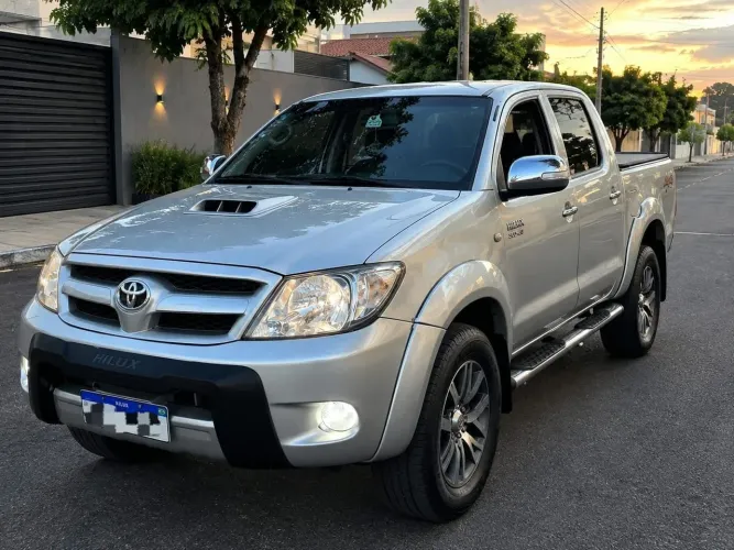 Toyota Hilux CD D4-d 4X4 2.5 16V 102cv TB Dies. 2007