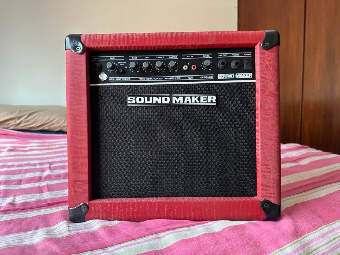 Amplificador para  Violão/Guitarra - Sound  Maker G20 - Bivolt - Passo cartão 