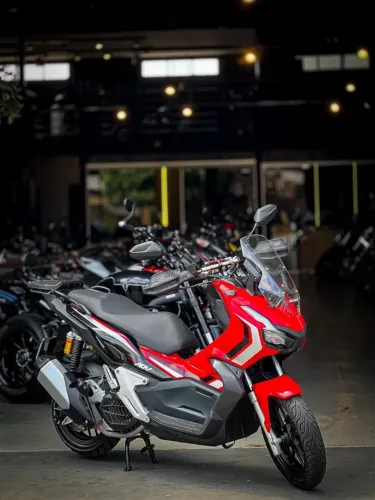 HONDA ADV 150