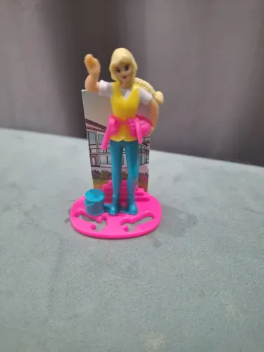 Barbie arquiteta kinder ovo
