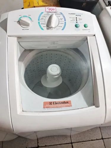 MÁQUINA DE LAVAR ELECTROLUX 9 KILOS