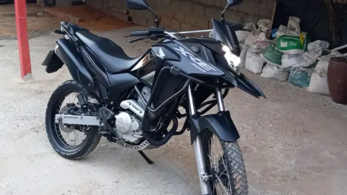 XRE 300 2021