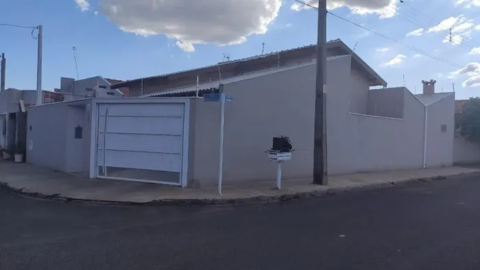 Imperdível oportunidade! Casa para venda em Adolfo-SP, Jardim dos Laranjais: 2 quartos, 1