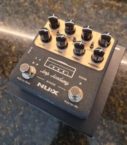 Pedal NUX Amp Academy