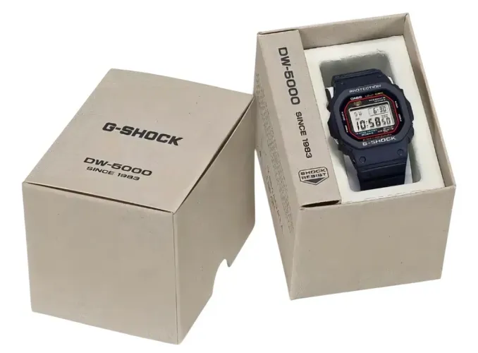 G-SHOCK DW5000R